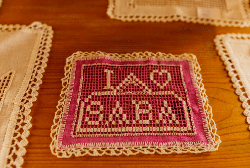 Saba Lace 1