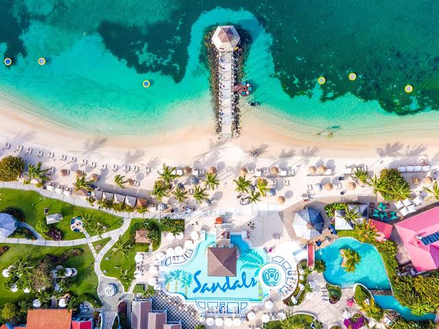 Royal Caribbean Group to acquire 50 per cent of Sandals Resorts for US$3 billion 1 Sandals Resort