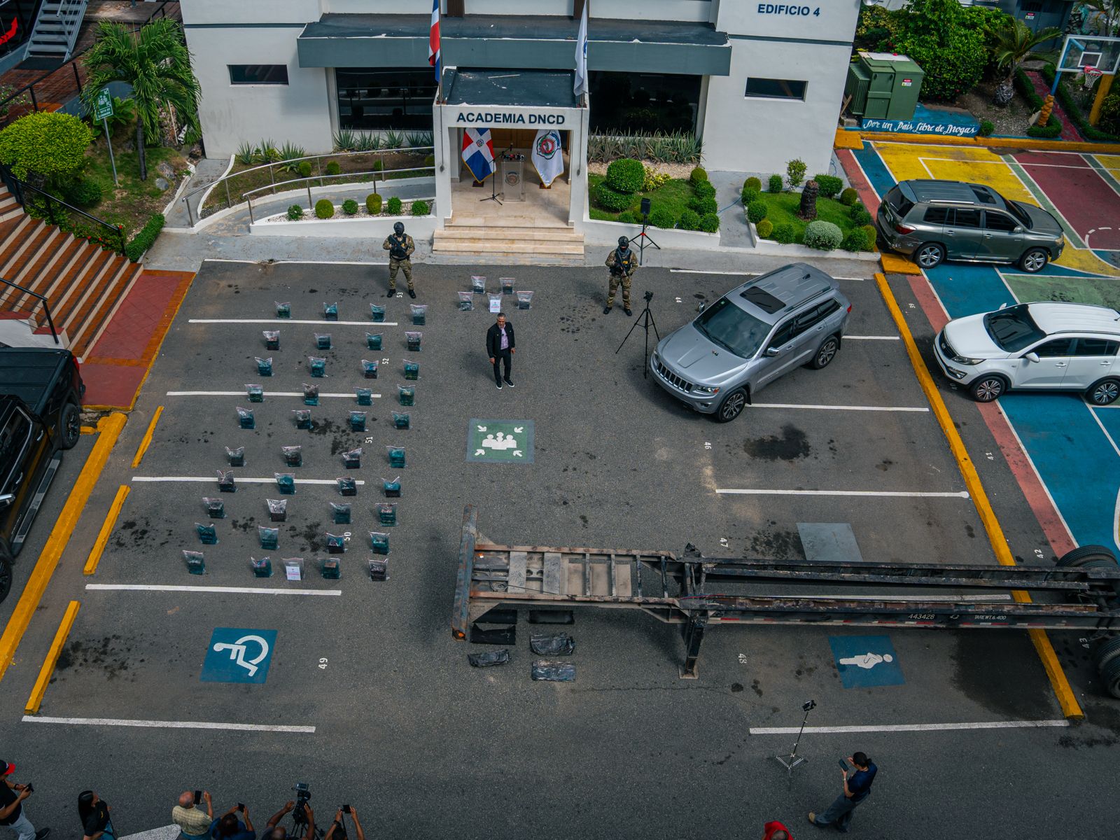 Dutch national arrested with 25 packages of suspected cocaine at Punta Cana airport 1 Drugs seized in the Dominican Republic October 10